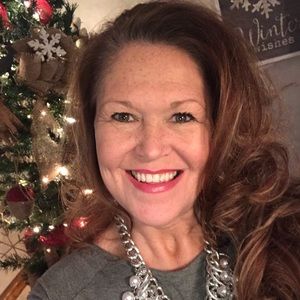 Meet your Posher, Tina